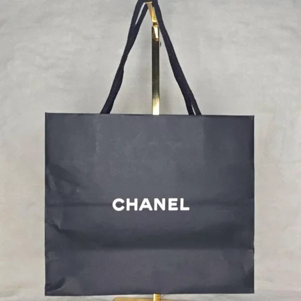 CHANEL Gift Bag L8.5"xH7.5"xW3.5